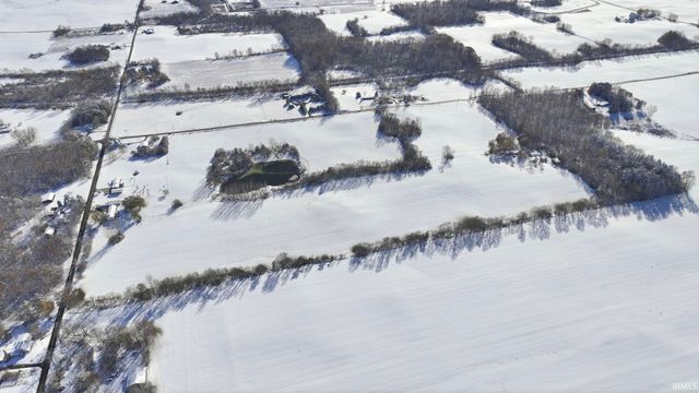 000 W 750 S, Wolcottville, IN 46795