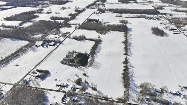 000 W 750 S, Wolcottville, IN 46795