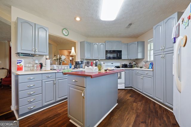 2433 Bear Creek Road, Statham, GA 30666