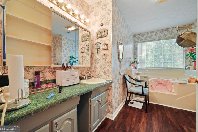 2433 Bear Creek Road, Statham, GA 30666
