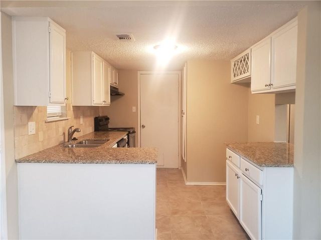 1624 Vail Meadow Lane, Dallas, TX 75253