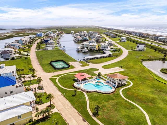 21127 W Sunset Bay Drive, Galveston, TX 77554
