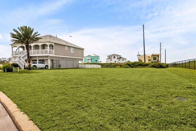 21127 W Sunset Bay Drive, Galveston, TX 77554