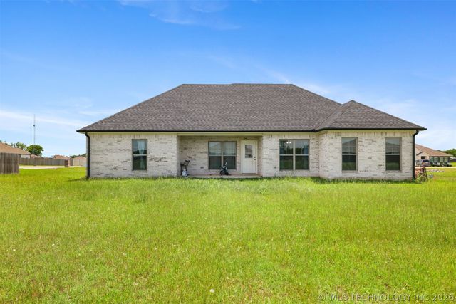 66 Maple Leaf Drive, Durant, OK 74701