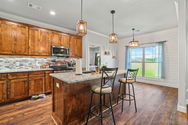 66 Maple Leaf Drive, Durant, OK 74701