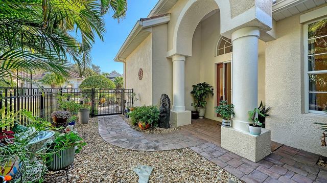 7810 33RD STREET E, Sarasota, FL 34243