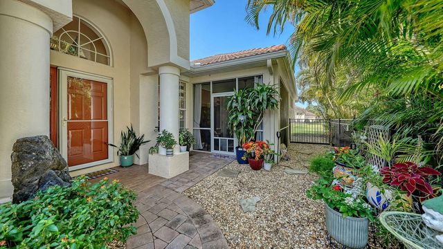 7810 33RD STREET E, Sarasota, FL 34243