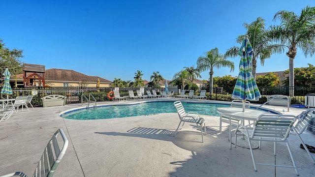 7810 33RD STREET E, Sarasota, FL 34243