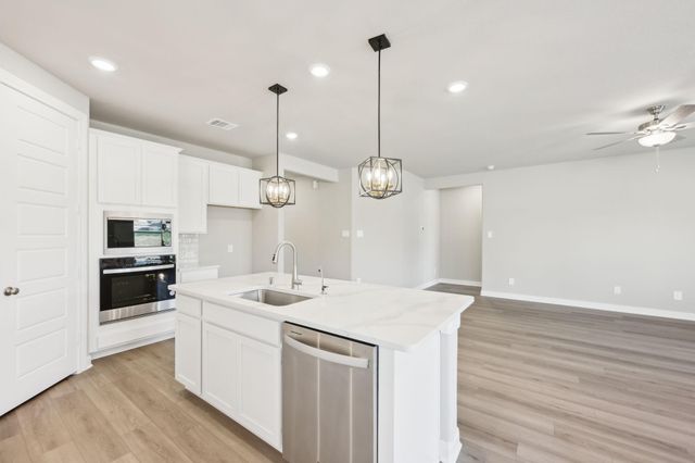17303 Teddy Trace Drive, Waller, TX 77484