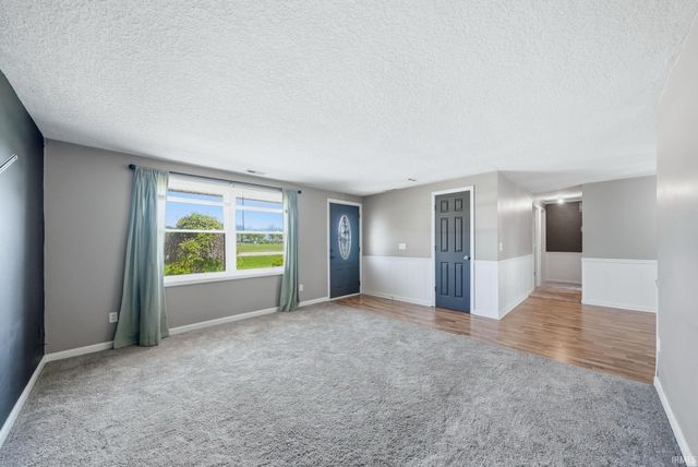 22902 Woodburn Road, Woodburn, IN 46797