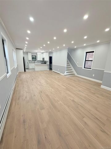 128 E 238th Street, Bronx, NY 10470