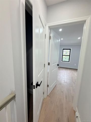 128 E 238th Street, Bronx, NY 10470