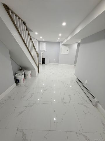 128 E 238th Street, Bronx, NY 10470