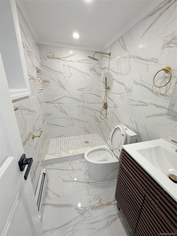 128 E 238th Street, Bronx, NY 10470