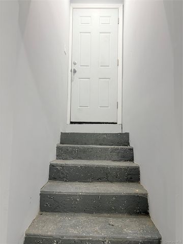 128 E 238th Street, Bronx, NY 10470