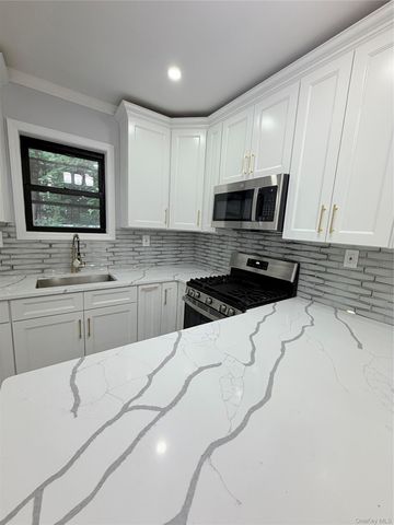 128 E 238th Street, Bronx, NY 10470