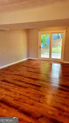 2915 La Jean Drive, Atlanta, GA 30349