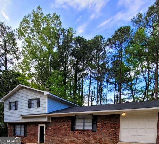 2915 La Jean Drive, Atlanta, GA 30349