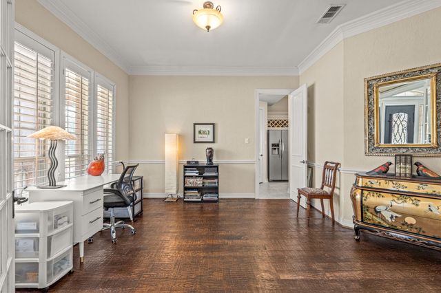 2537 Avalon Drive, Lewisville, TX 75056