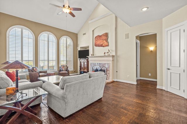 2537 Avalon Drive, Lewisville, TX 75056