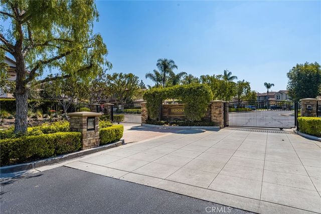 11645 Maynard Avenue, Tustin, CA 92782
