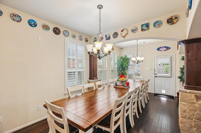 4220 Walnut Bend Drive, Friendswood, TX 77546