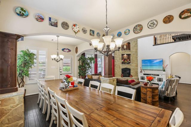 4220 Walnut Bend Drive, Friendswood, TX 77546