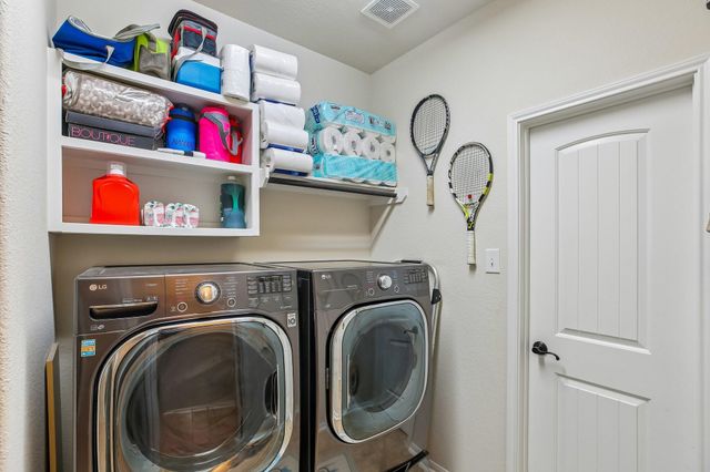 4220 Walnut Bend Drive, Friendswood, TX 77546