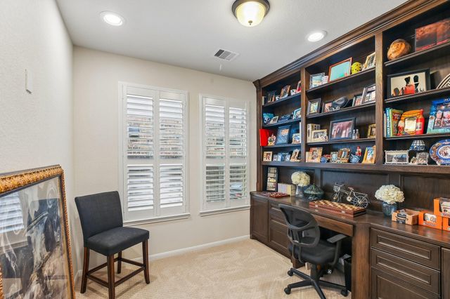 4220 Walnut Bend Drive, Friendswood, TX 77546