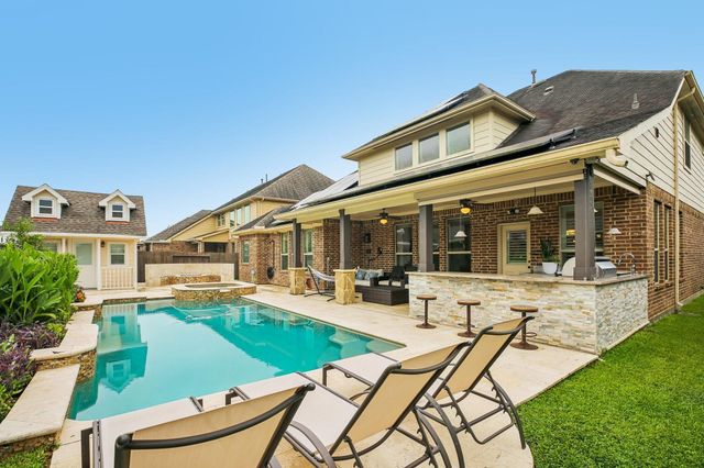 4220 Walnut Bend Drive, Friendswood, TX 77546