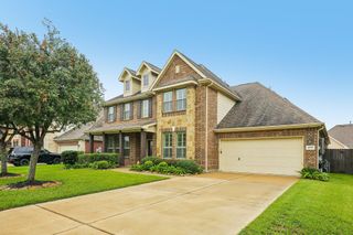 4220 Walnut Bend Drive, Friendswood, TX 77546