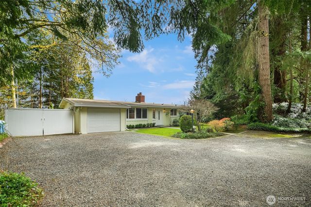 1848 W Lake Sammamish Parkway SE, Bellevue, WA 98008