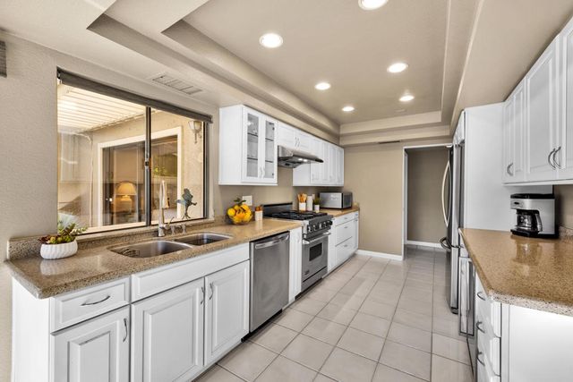 12 Tennis Club Drive, Rancho Mirage, CA 92270