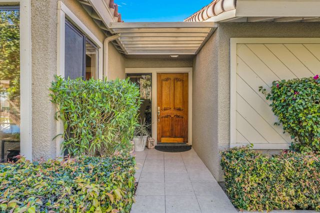 12 Tennis Club Drive, Rancho Mirage, CA 92270
