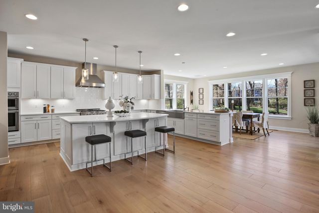 16043 KEYMER HILL CT, Hamilton, VA 20158