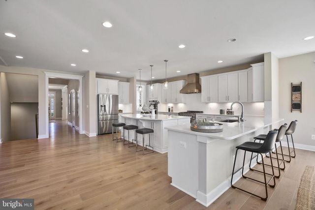 16043 KEYMER HILL CT, Hamilton, VA 20158