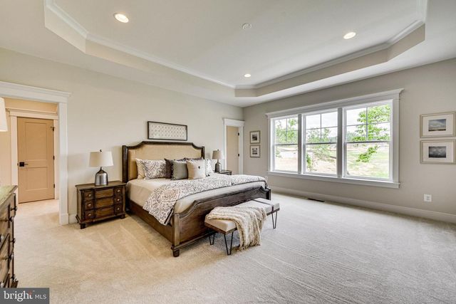 16043 KEYMER HILL CT, Hamilton, VA 20158