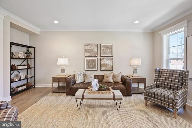 16043 KEYMER HILL CT, Hamilton, VA 20158