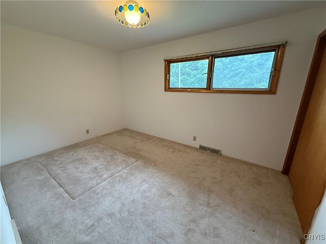 2359 Sands Road, Camillus, NY 13031