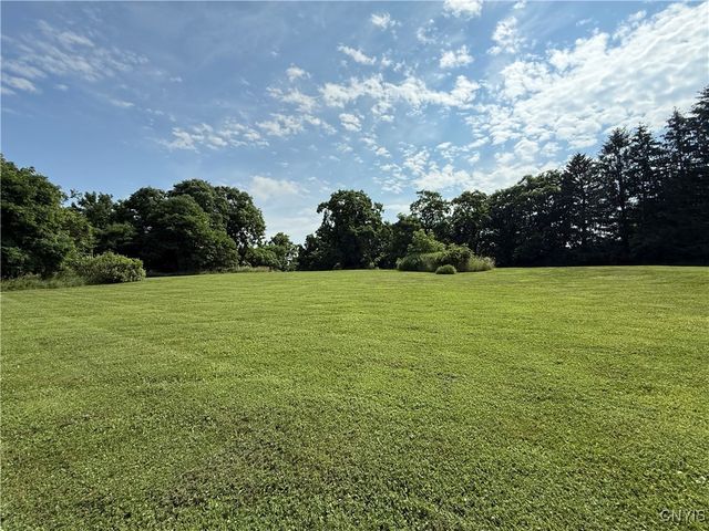 2359 Sands Road, Camillus, NY 13031
