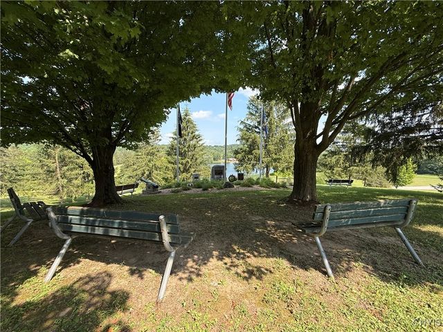 2359 Sands Road, Camillus, NY 13031