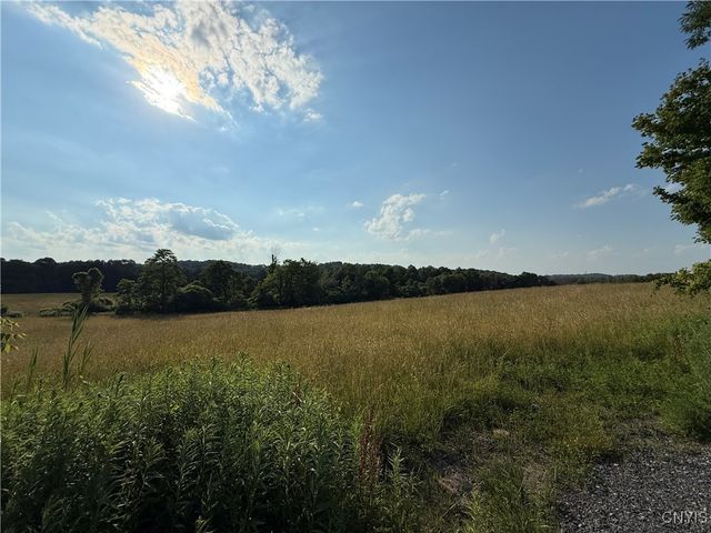 2359 Sands Road, Camillus, NY 13031