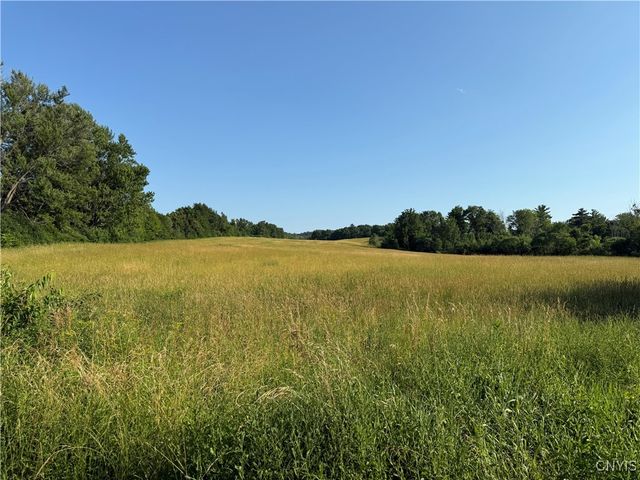 2359 Sands Road, Camillus, NY 13031