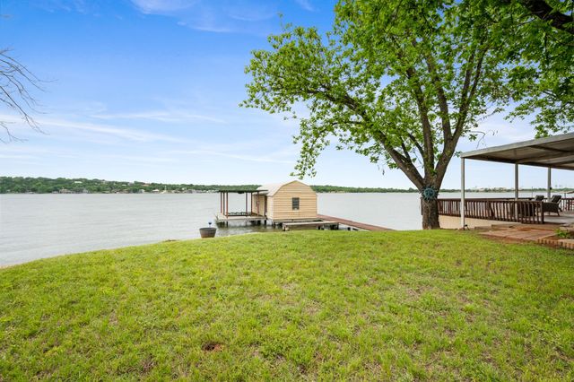 6500 Dayla Court, Granbury, TX 76049