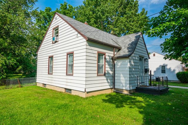92 Kellogg Street, Battle Creek, MI 49037