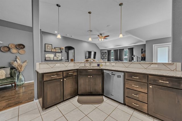 11209 Beechgrove Court, Fort Worth, TX 76140