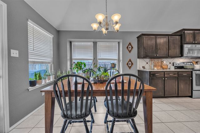 11209 Beechgrove Court, Fort Worth, TX 76140