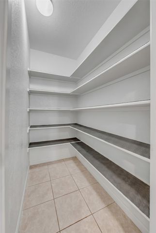 11209 Beechgrove Court, Fort Worth, TX 76140