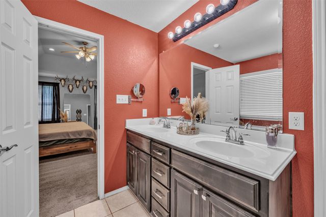 11209 Beechgrove Court, Fort Worth, TX 76140