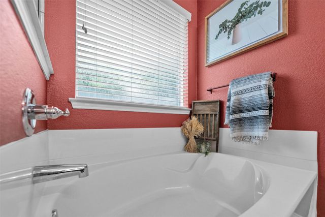 11209 Beechgrove Court, Fort Worth, TX 76140